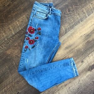 Zara - Embroidered Floral Jeans